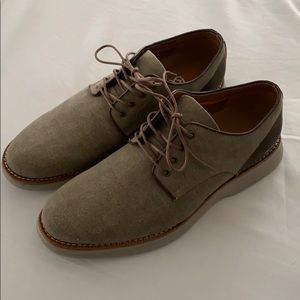 Men’s casual shoes
